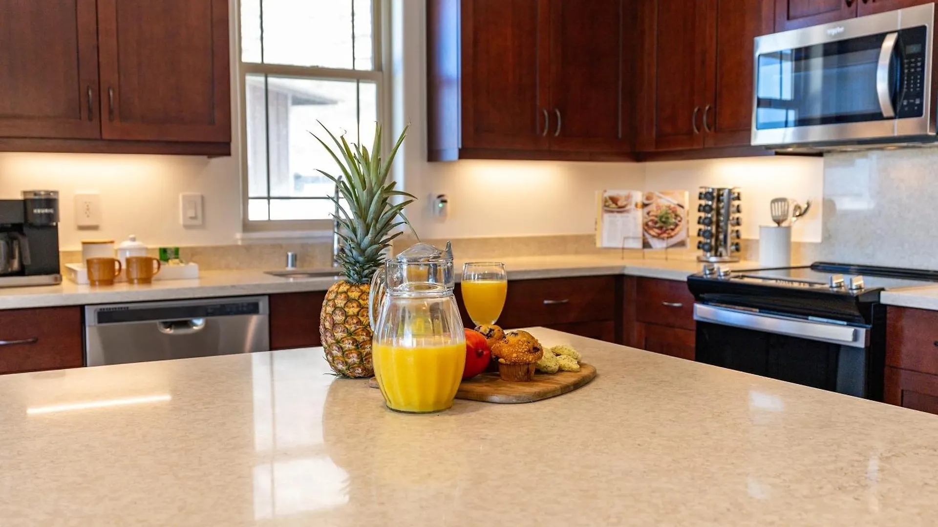 Tatil Evi Makaha Hideaway By Avantstay 10 Minutes To Beach Waianae